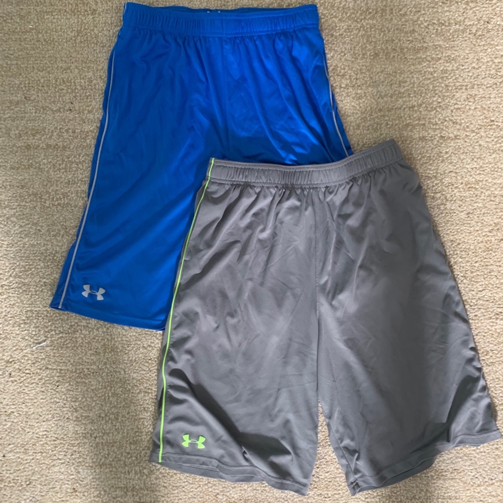 UNDER ARMOUR BOYS YOUTH XL ATHLETIC SHORTS